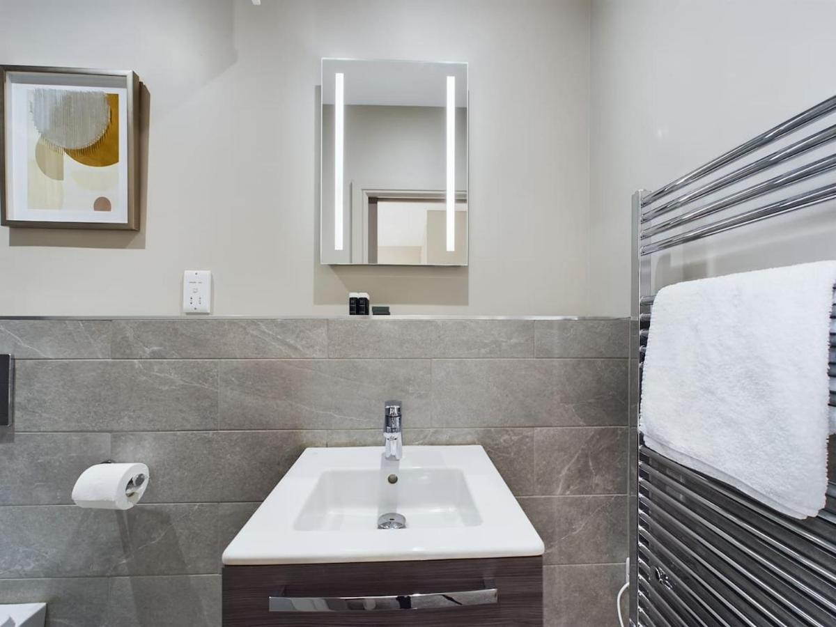 Lesley House Appartement *